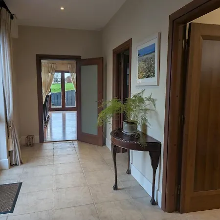 Two Bedroom With Views Of The Curragh * Erindale