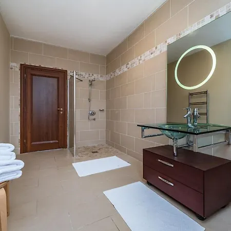 Two Bedroom With Views Of The Curragh Appartement *