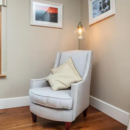 Two Bedroom With Views Of The Curragh Appartement *