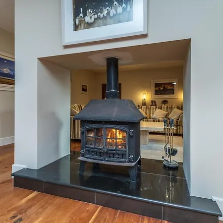 Two Bedroom With Views Of The Curragh Apartmán Erindale
