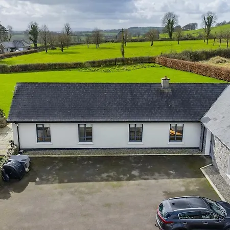 Two Bedroom With Views Of The Curragh *